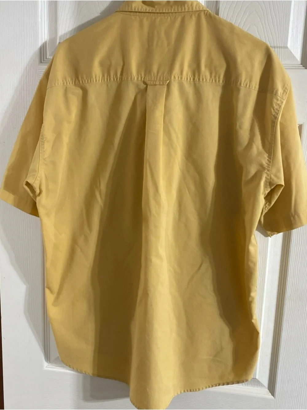Cabela’s Yellow Button Up Shirt Men’s Large Short Sleeve Pockets - Picture 3 of 5